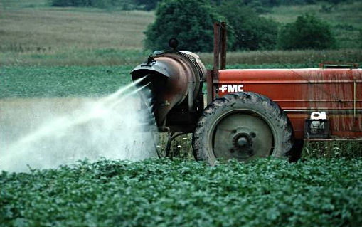 Soutien au maire de Ruelle, lanceur d’alerte sur les pesticides